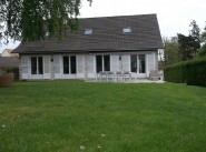 City / village house Plailly